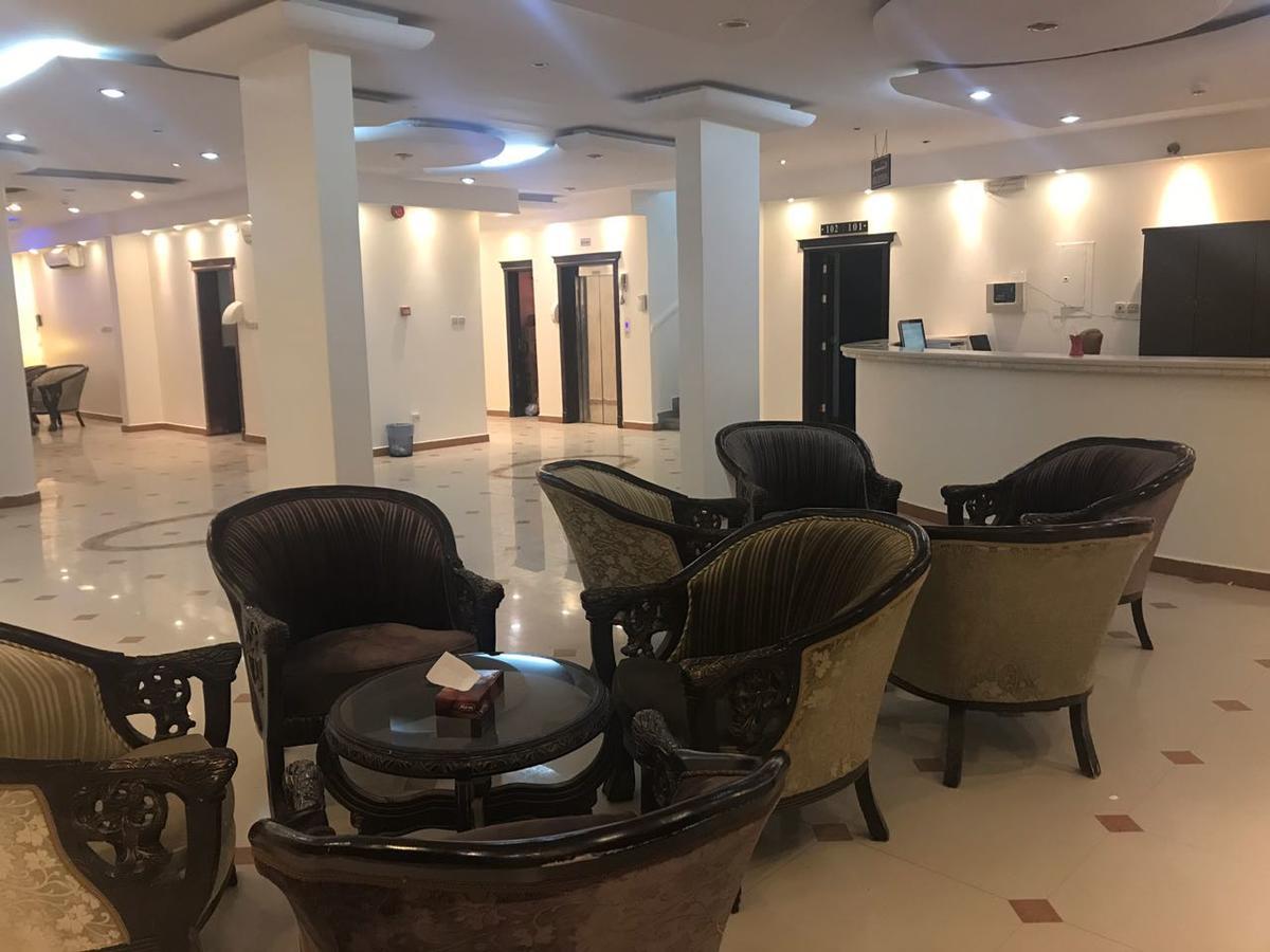 Al Makan Al Mosafer 116 Hotel By Al Azmy Riyadh Bagian luar foto