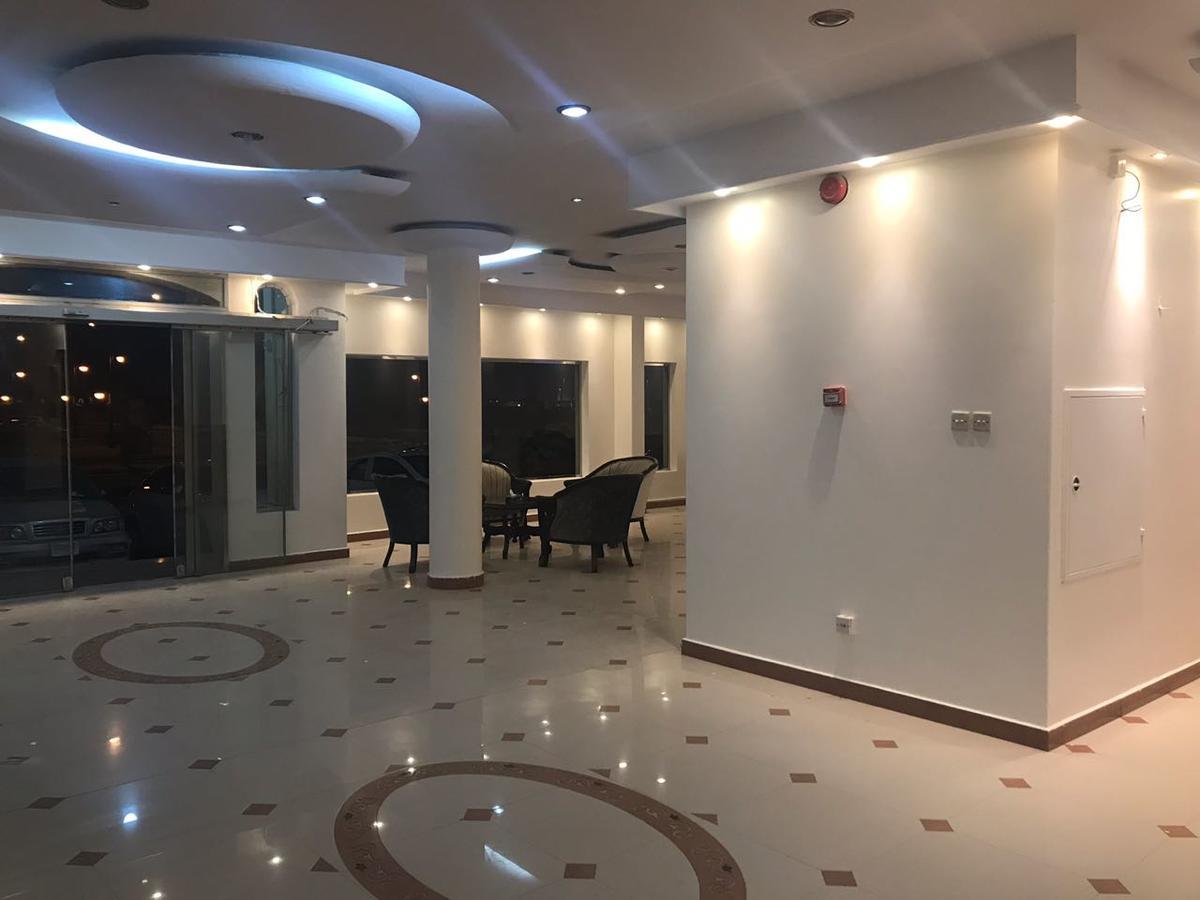 Al Makan Al Mosafer 116 Hotel By Al Azmy Riyadh Bagian luar foto