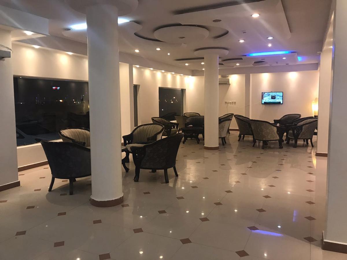 Al Makan Al Mosafer 116 Hotel By Al Azmy Riyadh Bagian luar foto